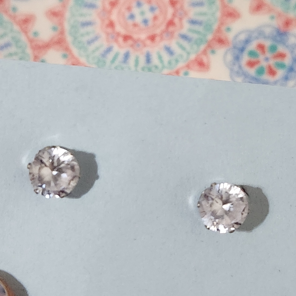 Stainless steel diamond cubic zirconia earrings  in silver  april birthm…